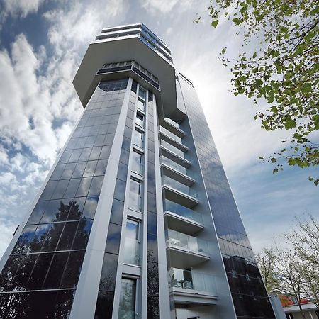 Aquaturm Hotel & Energie ラドルフツェル・アム・ボーデンゼー エクステリア 写真