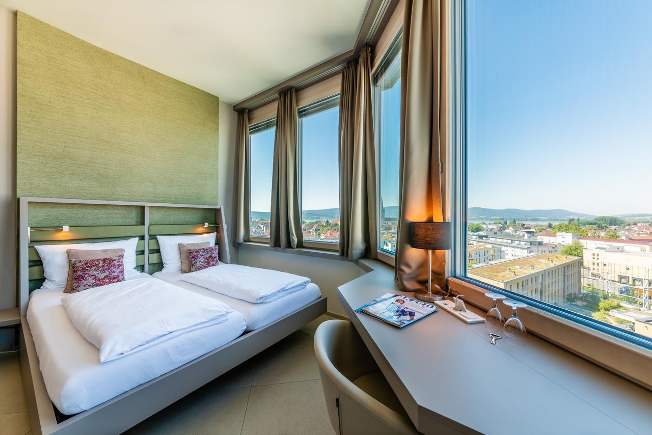 Aquaturm Hotel & Energie ラドルフツェル・アム・ボーデンゼー エクステリア 写真